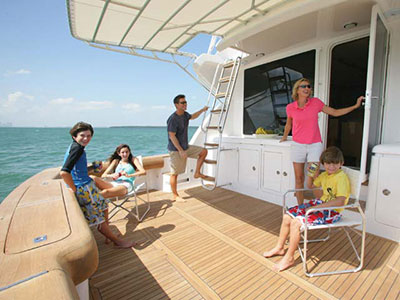 Safe Family Yachting Guide